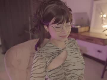girl
        soulvanah cam image #161791