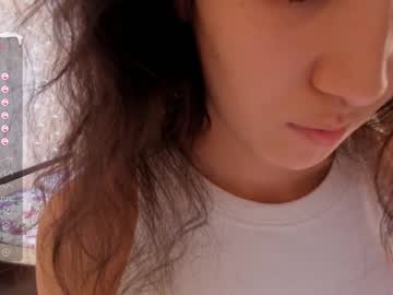 girl
        anastasiasilverfog cam image #3205742