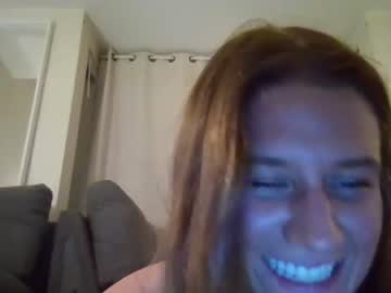 girl
        littlemissdk cam image #416485