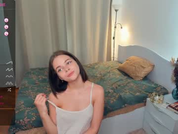 girl
        di_huny cam image #2329756