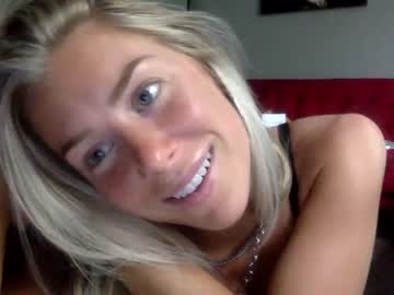 girl
        scarlettwestbrook cam image #1917090