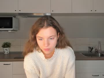 girl
        aubriananorris cam image #2938139