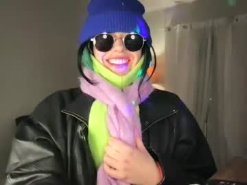 girl
        littlesugarpea cam image #3053685