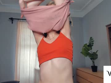 girl
        evamatthews cam image #885036