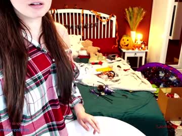 girl
        laurenbrite cam image #2765730