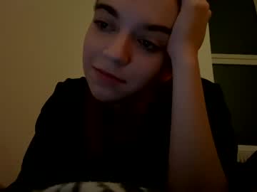 girl Milf & Teen Sex Cam Girls with lilfrooti0