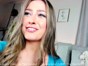 girl
        x_lily_x cam image #228053