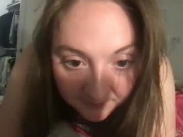 girl Milf & Teen Sex Cam Girls with ivyolsen