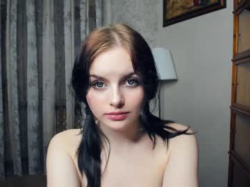 girl
        cute_caprice cam image #1650900