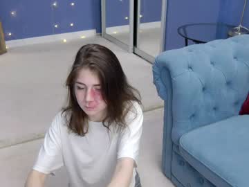 girl
        alicebad__ cam image #541932