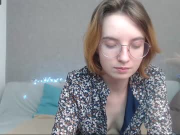 girl
        mary_klaus cam image #899146