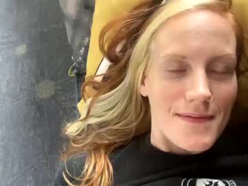 girl Milf & Teen Sex Cam Girls with swedgirl_