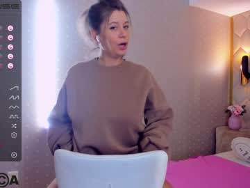 girl
        stifler_mommy cam image #1172516