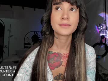 girl
        lonelly_lolly98 cam image #1162601