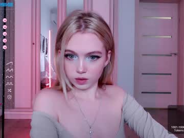 girl
        small_blondee cam image #547174