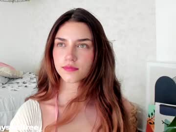 girl
        grettabenett_ cam image #3001134