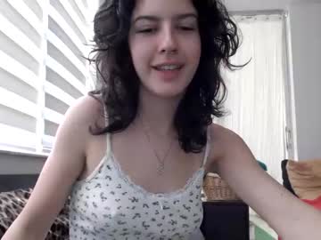 girl
        frenchava cam image #1485106