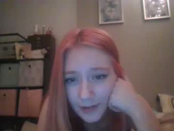 girl
        sluttyxstrawberry cam image #1905519