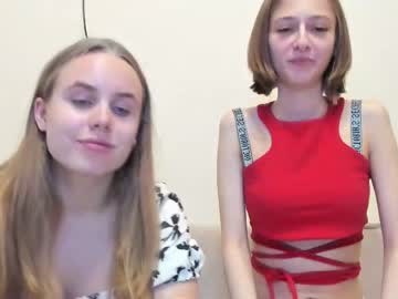 couple Milf & Teen Sex Cam Girls with _lollipopp_