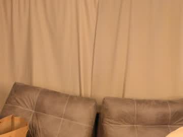 girl
        ritaschneider cam image #1191723
