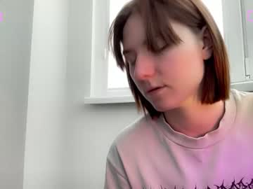 couple Milf & Teen Sex Cam Girls with m0na2005