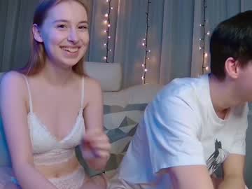 couple
        williamandmia cam image #1183567