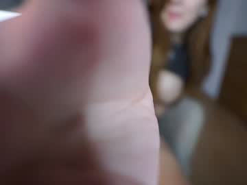 girl
        ohmysweetkitty cam image #306310