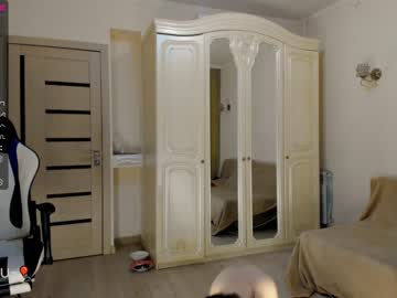 girl
        marsi_lovee cam image #1013806