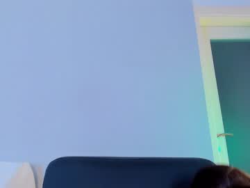 girl
        kittycaitlin cam image #2169152