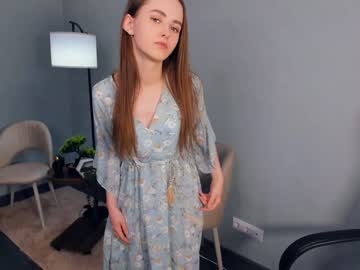 girl
        chillsea cam image #3330217
