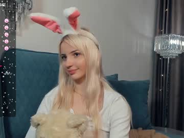 girl
        erleneganter cam image #3296634