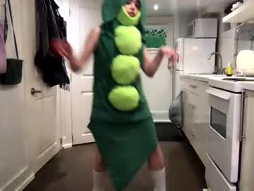 girl
        littlesugarpea cam image #1026138