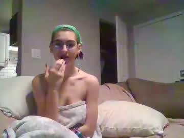 girl
        dommeathena cam image #270708