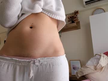 girl
        bestgirl_ofthe_neighborhood cam image #763930