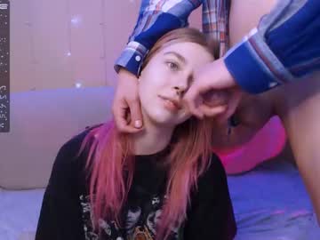 couple
        doubly_horny cam image #267292