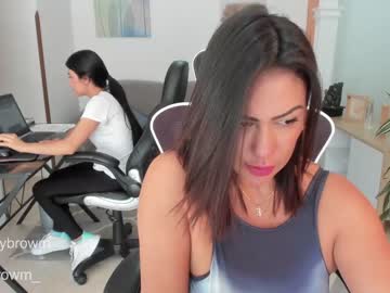 couple
        emillybrowm cam image #3257663