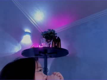 girl
        juliabeng1 cam image #1447852