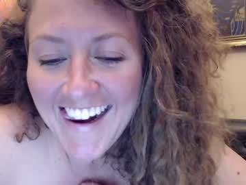 girl
        roxyrolla cam image #1517003