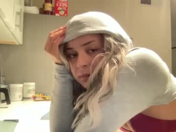 girl Milf & Teen Sex Cam Girls with dojacatfan12