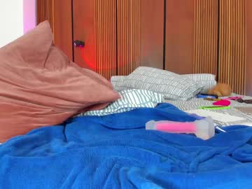 girl
        lovexxxpink cam image #1905160