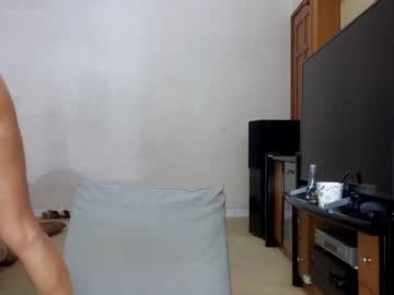 girl
        mandy138 cam image #1223178