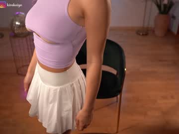 girl
        chillwithkira cam image #1701003