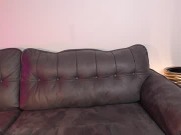 girl
        cherry_beauty cam image #2348393