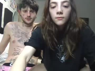 couple Milf & Teen Sex Cam Girls with prettyboyszn