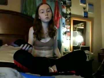 girl Milf & Teen Sex Cam Girls with strawberrylynn3456