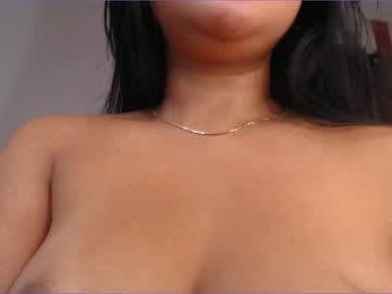 girl
        sofia_sakura cam image #1580718