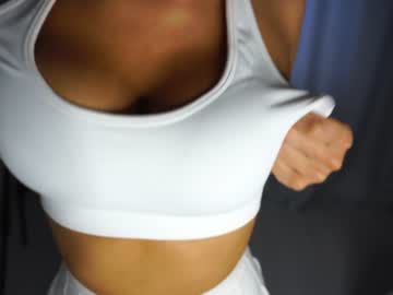 girl
        cassandra_diaz cam image #3234497