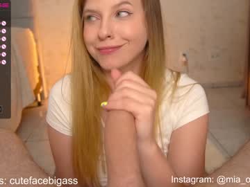 couple
        cutefacebigass cam image #213589