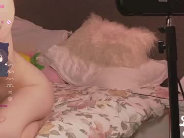 girl
        lucille_evans cam image #3258698
