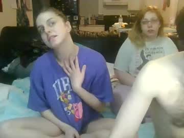 couple Milf & Teen Sex Cam Girls with neopolotinsakura420